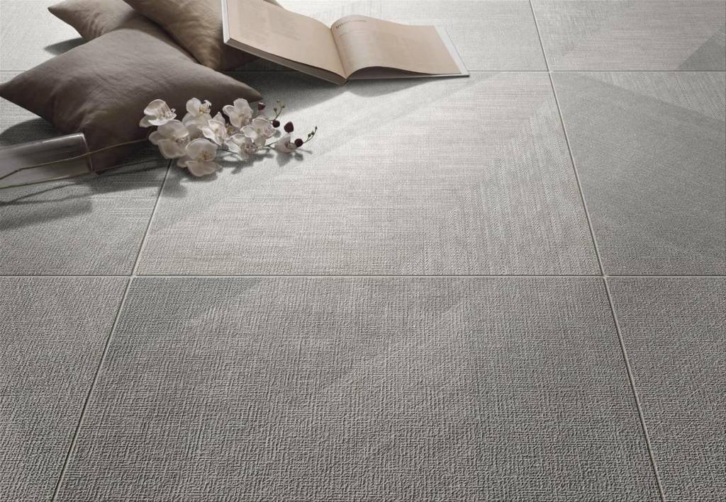 Керамогранит или плитка