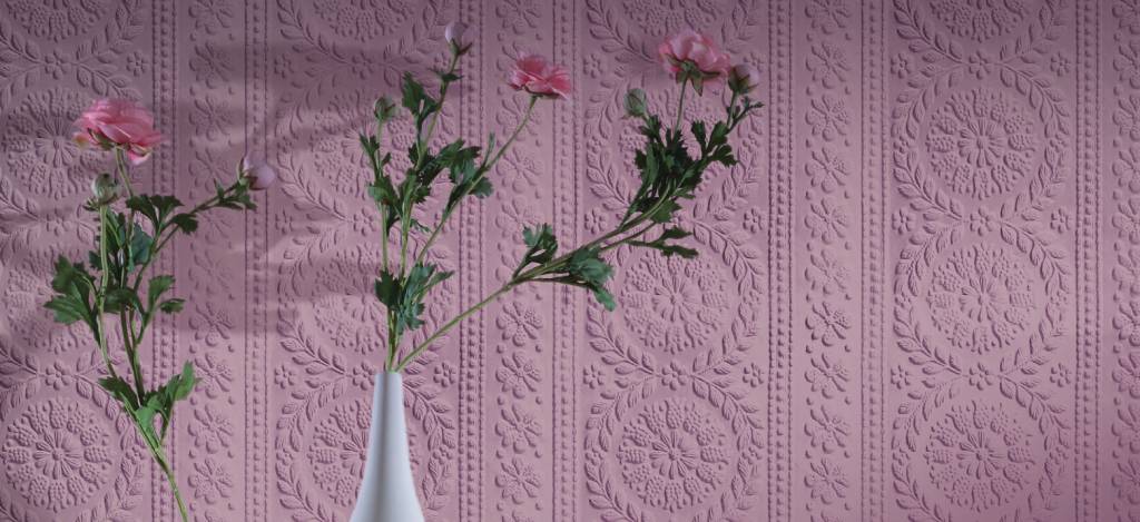 Обои под покраску: способы и варианты декорирования